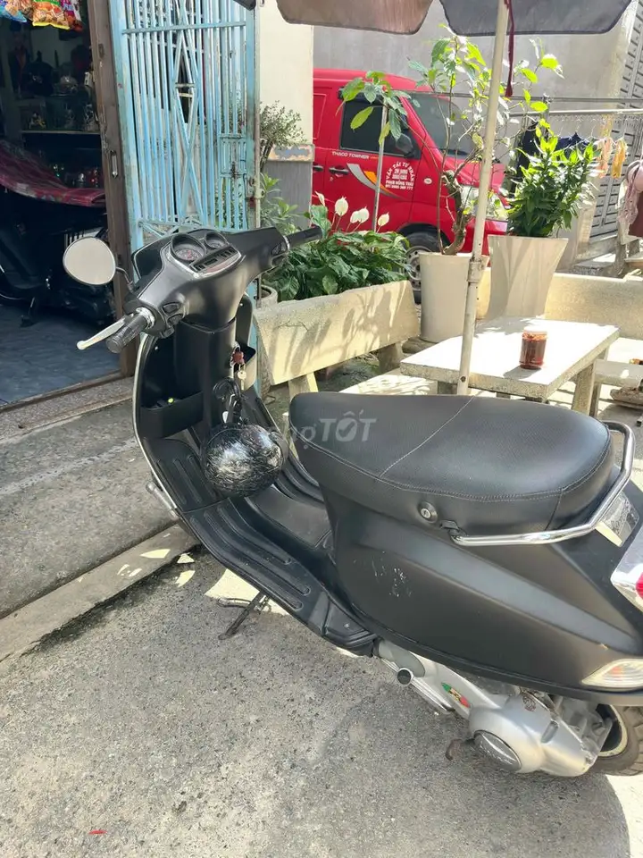 Piaggio Vespa S125 ie, черный, инжектор