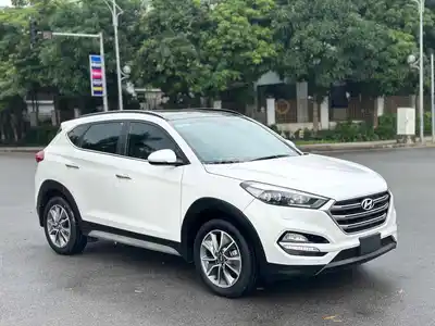 Hyundai Tucson 2018 2.0ATH Белый Бензин 80 тыс. км