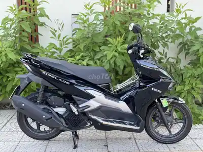 Honda Air Blade 4val 125cc, чёрный
