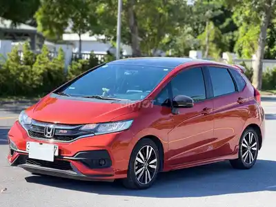 Honda JAZZ RS 2019 красный 50000 км