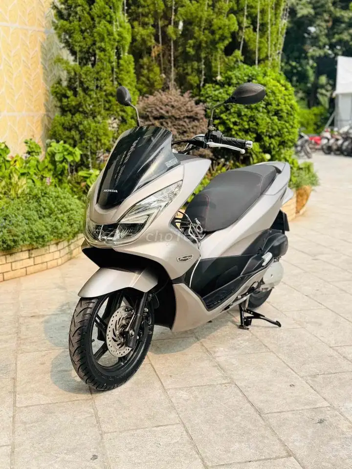 Honda PCX 125fi 2015 матовый серый светодиодные фары родной двигатель 100%