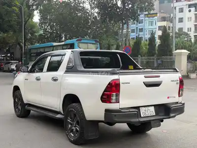 Toyota Hilux 2021 Пикап Автомат Белый 90000 км