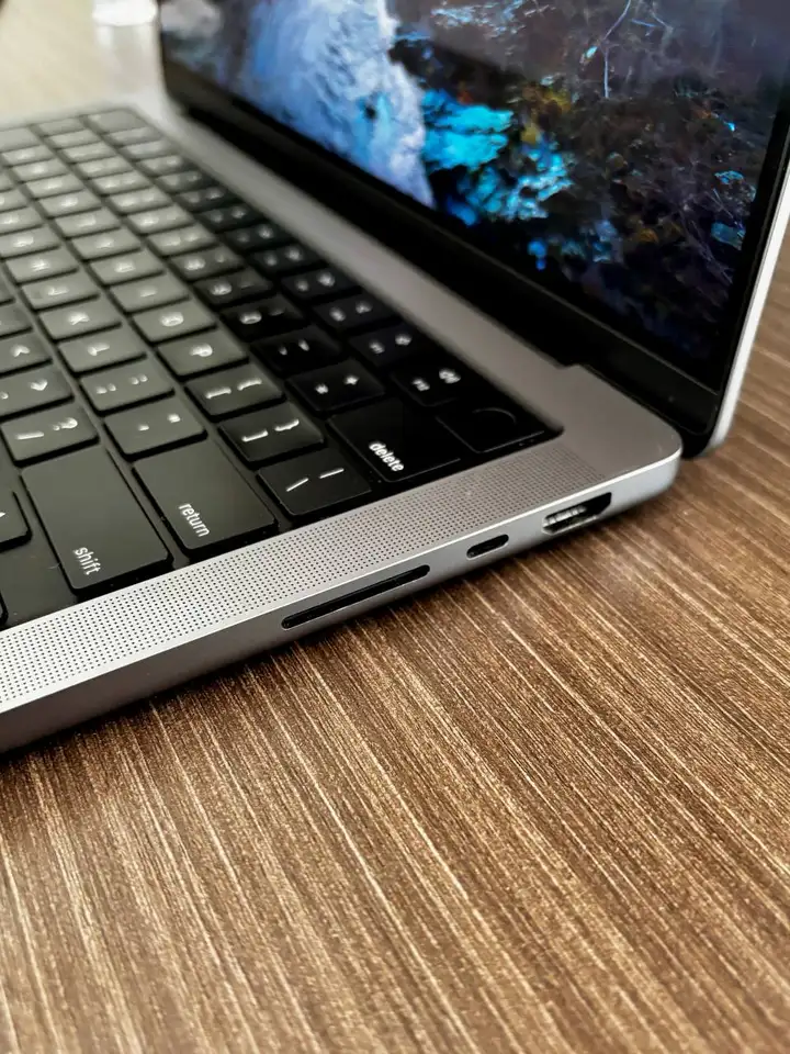 MacBook Pro M1 (2021)