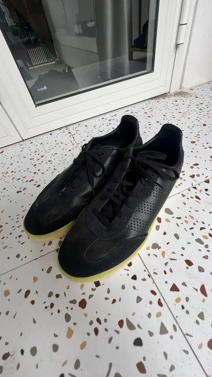 Adidas Aloha Super