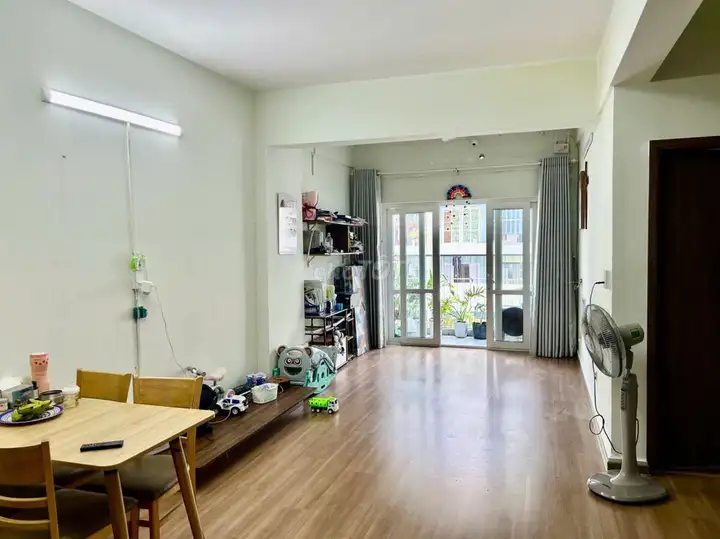 Квартира в ЖК Хоа Кхань, 68 кв.м, дорогая отделка