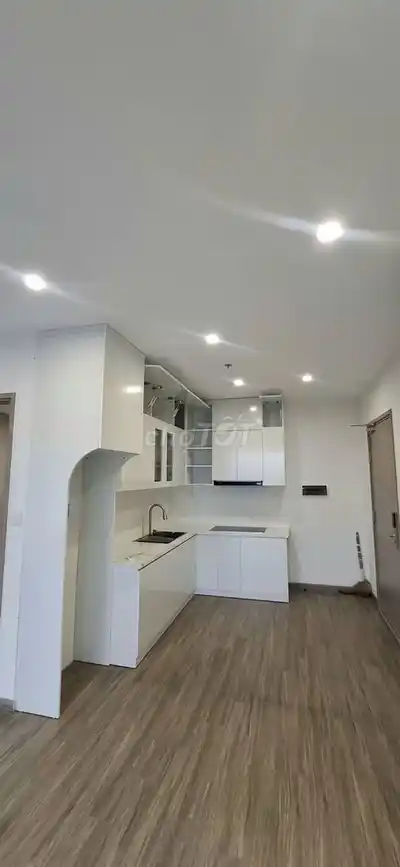 2-комнатная квартира в аренду Vinhomes Smart City