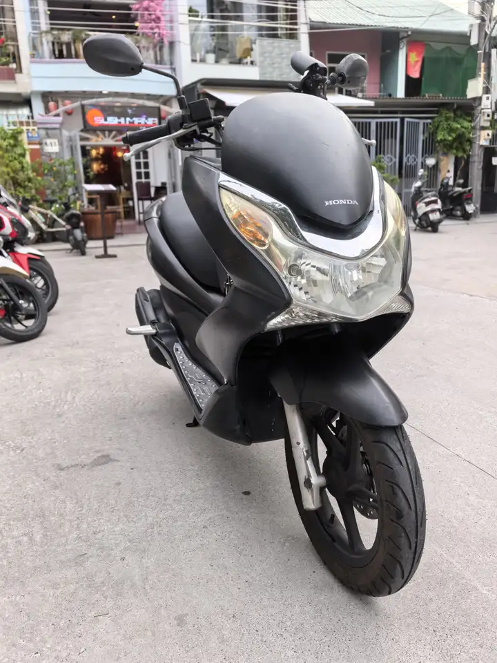 Honda PCX v1 125 куб. см. 2010