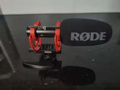 Микрофон RØDE VideoMic GO II