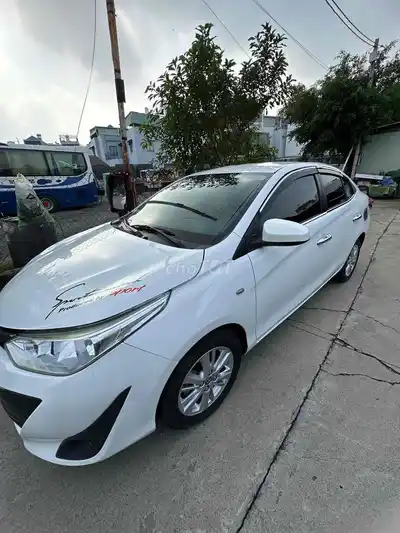 Toyota Vios 2019 Белый 5 мест