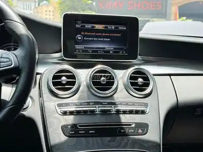Mercedes C200 2017, 100 тыс. км, белый