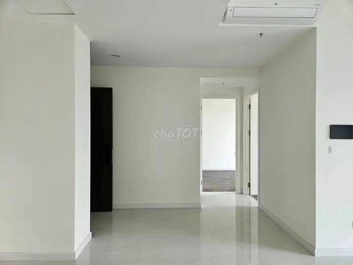 Аренда Victoria Village 2PN, заезд сразу, новая квартира с новой мебелью