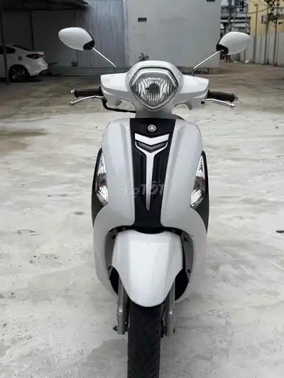 Yamaha Grande белый скутер