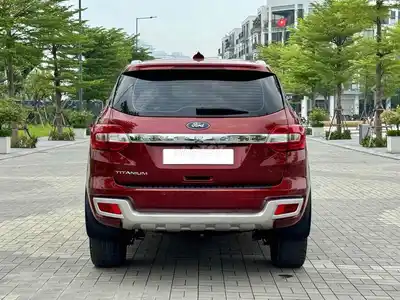 Ford Everest Titanium 1 привод 2021 красный 80 тыс. км