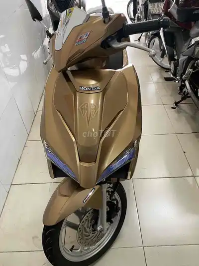 Honda Air Blade Fi 125 куб. см, 2017 г., бронзовое золото