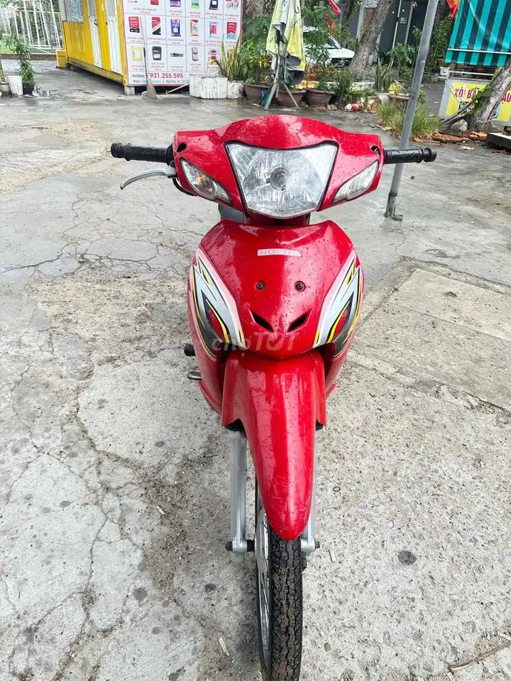 Honda Wave RS красный, полуавтомат