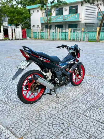 Honda Sonic 2022 Черный, Красный