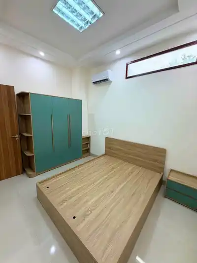 Сдается дом 3 этажа, 5 спален, ул. Тхань Тхань Тонг, Сон Тра