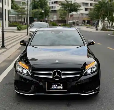 Мерседес C300 AMG 2017 — 57 000 км (зин)
