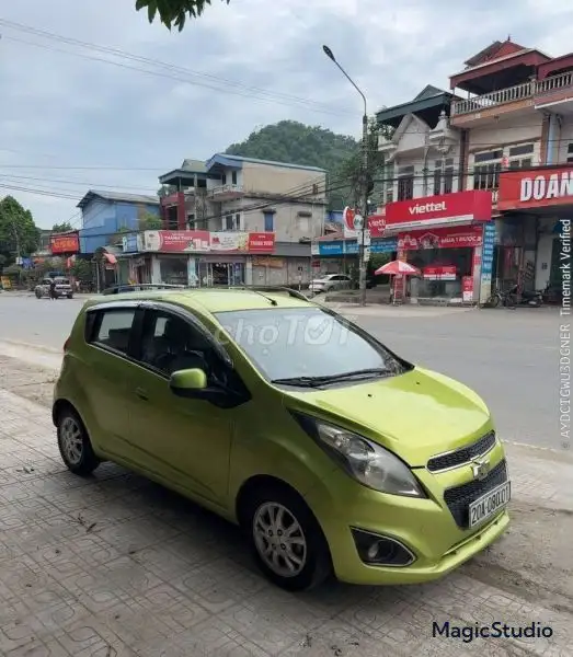 Chevrolet Spark 2024 зеленый 5 мест Вьетнам