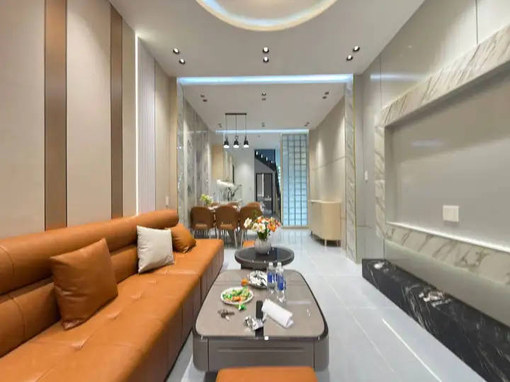 Аренда дома 3 этажа, 5 спален, 50 м², Thanh Khe