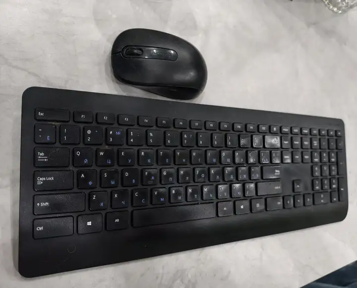 Клавиатура и мышь Microsoft