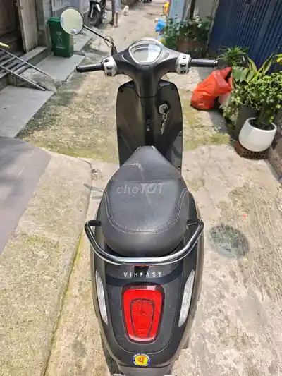VinFast Evo 200 2022, черный, 43 000 км