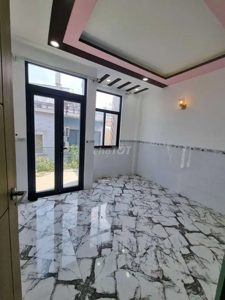 Фыонг Тан Хынг, 3 этажа, аллея ба гак, 44м², 3 спальни, от 5 млрд