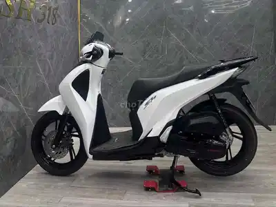 Honda SHVN 150i ABS 2017, белый