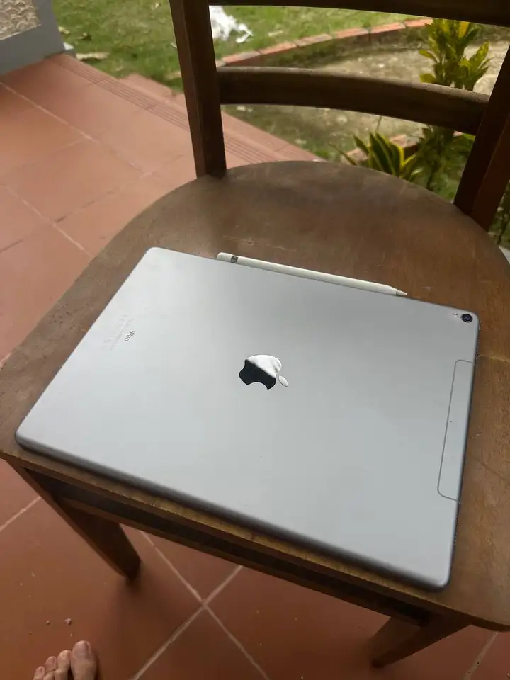 iPad Pro 12.9" 2-го поколения + Apple Pencil