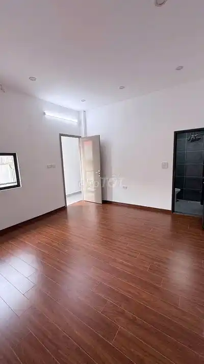 Дом 27м² х 5 этажей, 3 спальни, меблированный, Донг Да
