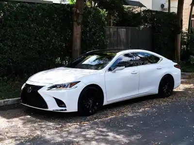 Lexus ES250 2019 76.000 км, регулярное дилерское обслуживание