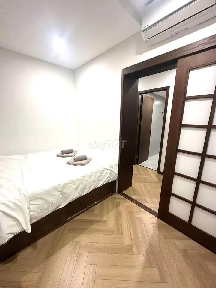Здание апартаментов на улице Данг Тхай Май, 168 м2, 10 этажей