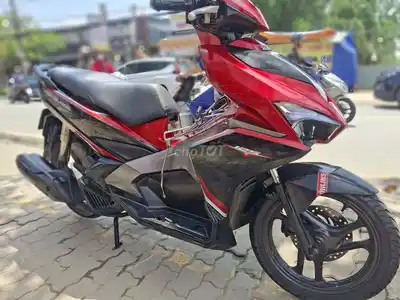 Honda AB 125 Fi 2017 Красно-черный Хайзыонг