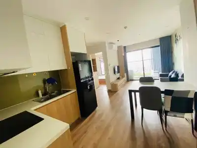 Апартаменты 1К+ I1 в Vinhomes Smart City, вид на озеро, с мебелью
