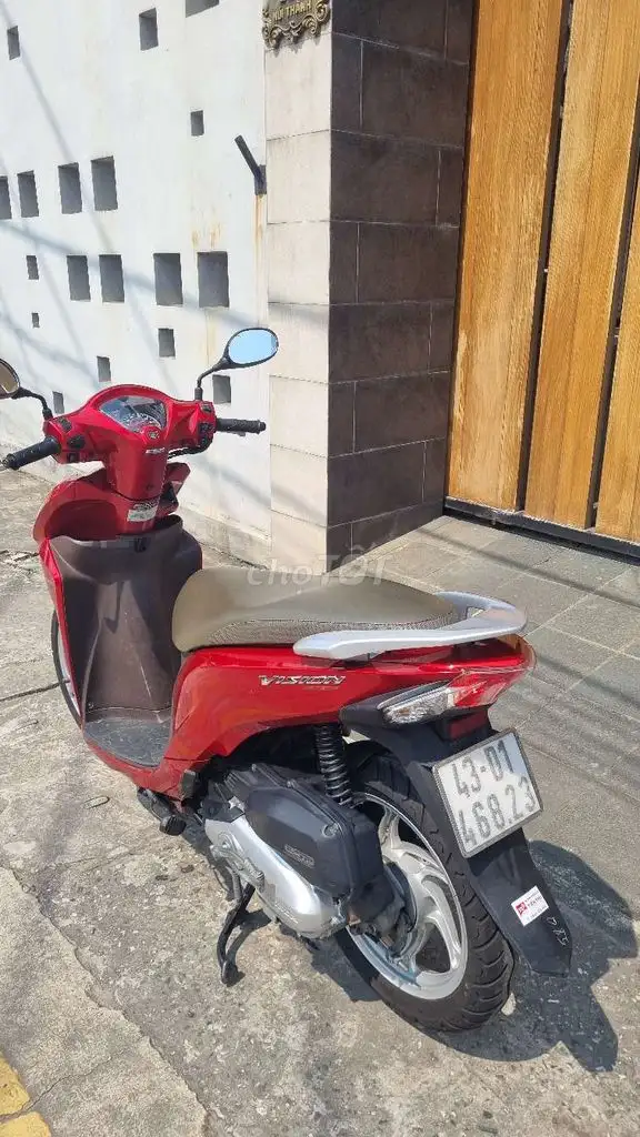 Honda Vision 2016, красный