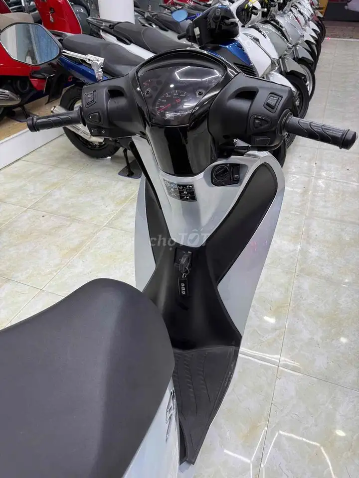 Honda SH 150cc 2016 Серебристый