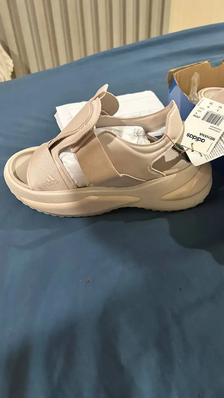 Сандалии adidas