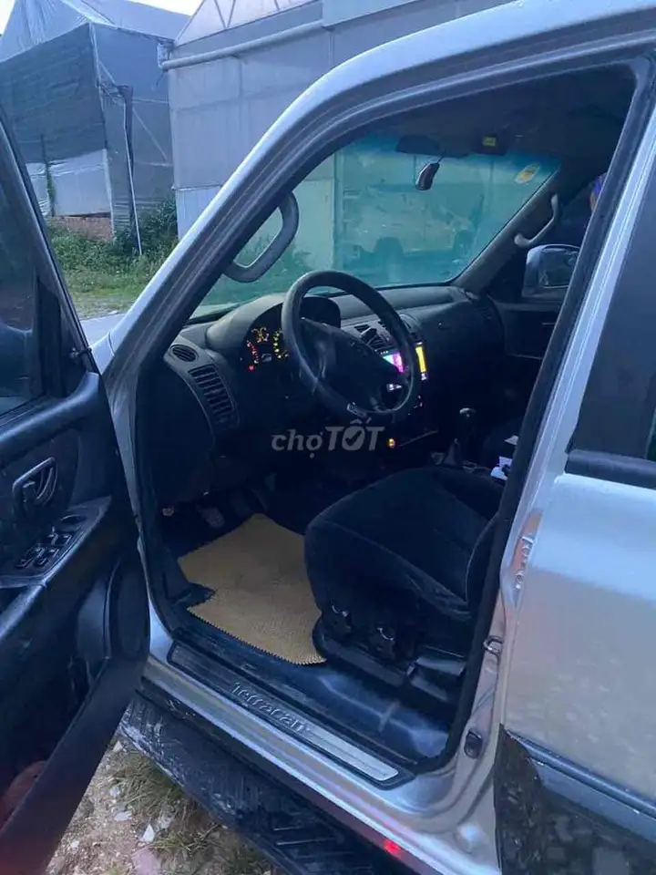 Hyundai Terracan SUV механика серебристый