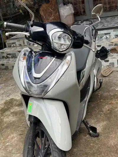 Honda SH Mode 2025 ABS серый