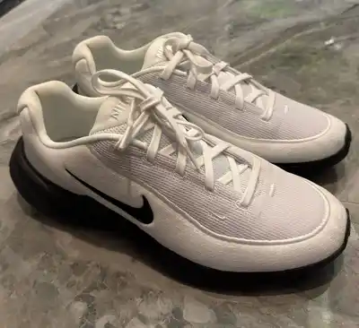 Nike кроссовки