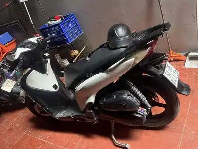 Honda SH125 2013, бело-чёрный