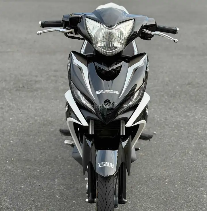 Yamaha Exciter 135 2014 черно-белый