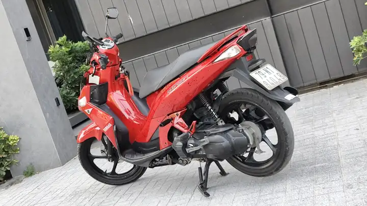 Скутер Yamaha SX6 Nouvo