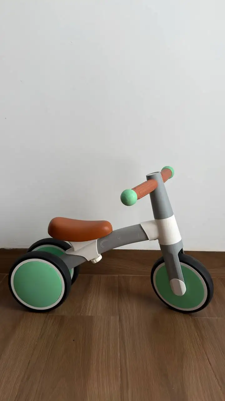 Велосипед-беговел HAPE