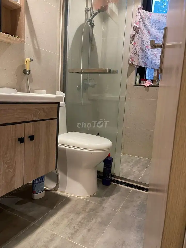 Дом целиком, ул. Лак Лонг Куан - Буой - Тэйхо, 40м²х5э, 5 комн.
