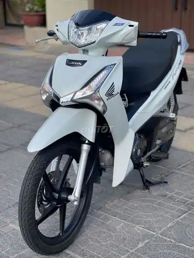 Honda Future Led 2024 белый, 11 тыс. км