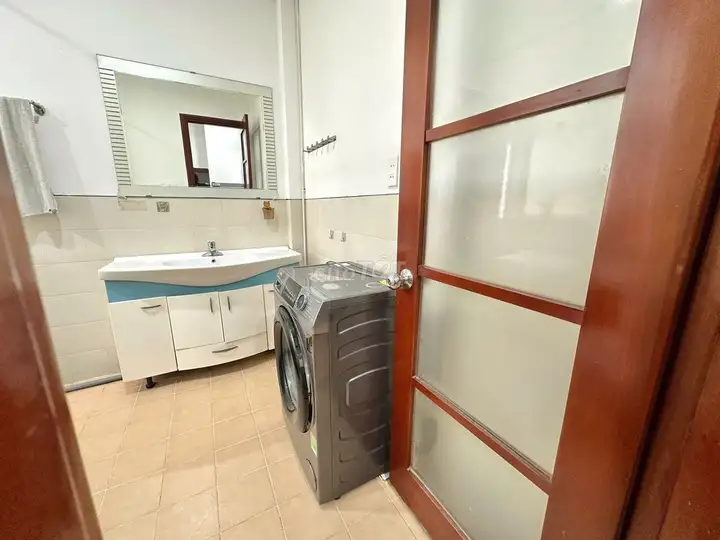 1-комн. кв. Khuê Mỹ Đông 3, 50 м², балкон, полная меблировка