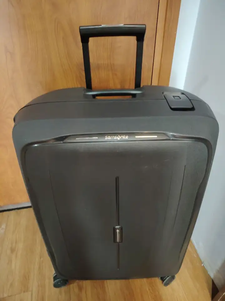 Чемодан Samsonite Esens