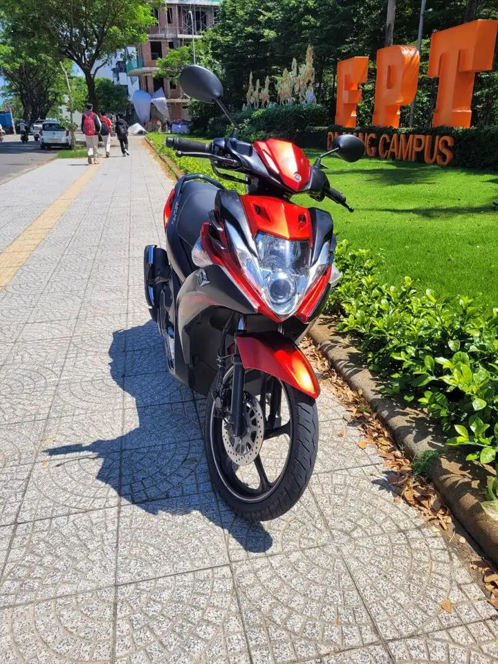 Yamaha Nouvo 5