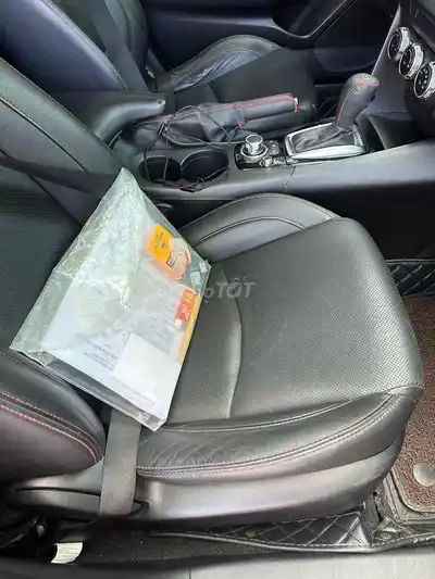 Mazda 3 2016 Красный 78000 км